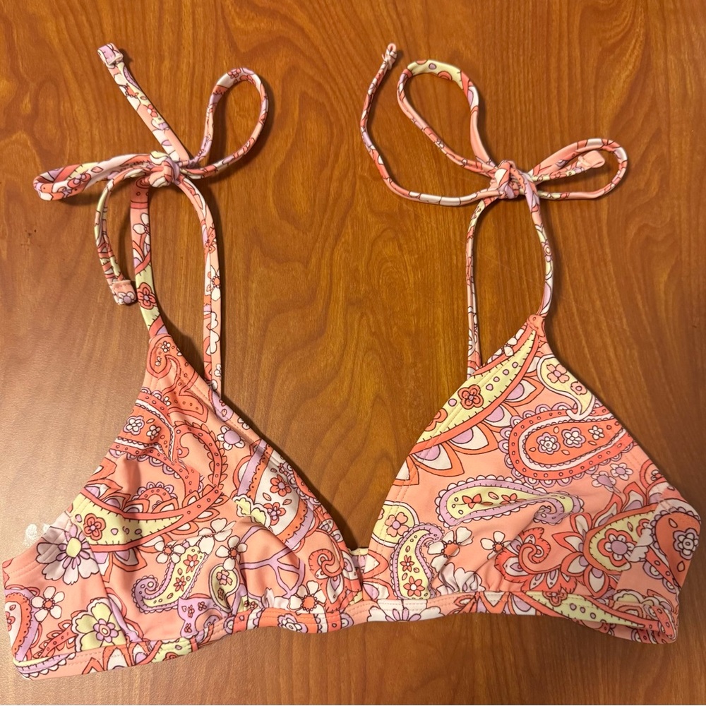 Wild Fable Peach and Pink Bikini Top